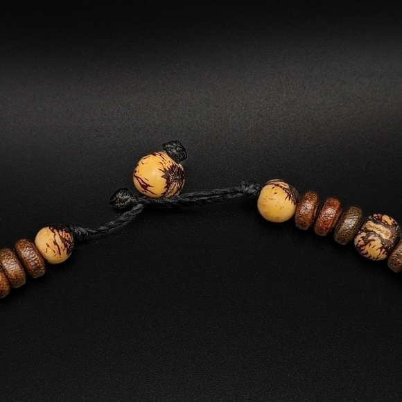 NATURAL Acai Seed Macrame Beaded Necklace - Picture 5 of 6
